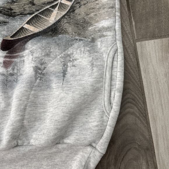 VTG Artisans Sunschein Designs Lake Bear Forest Snow Boat Y2K Sweatshirt Sz M - Picture 6 of 11